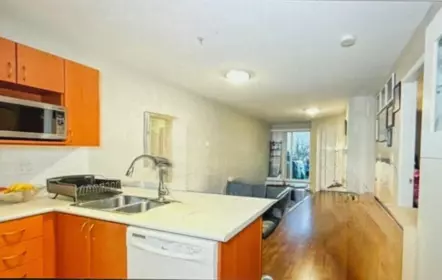 Loft / Bonus Room Photo of 210 6991 Victoria Drive, Vancouver, BC