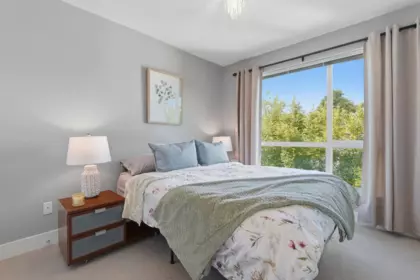 Loft / Bonus Room Photo of 303 15747 Marine Drive, White Rock, BC