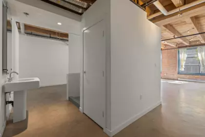 Entry Foyer Photo of 308 55 E Cordova Street, Vancouver, BC