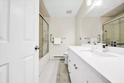 Entry Foyer Photo of 13504 79a Avenue, Surrey, BC