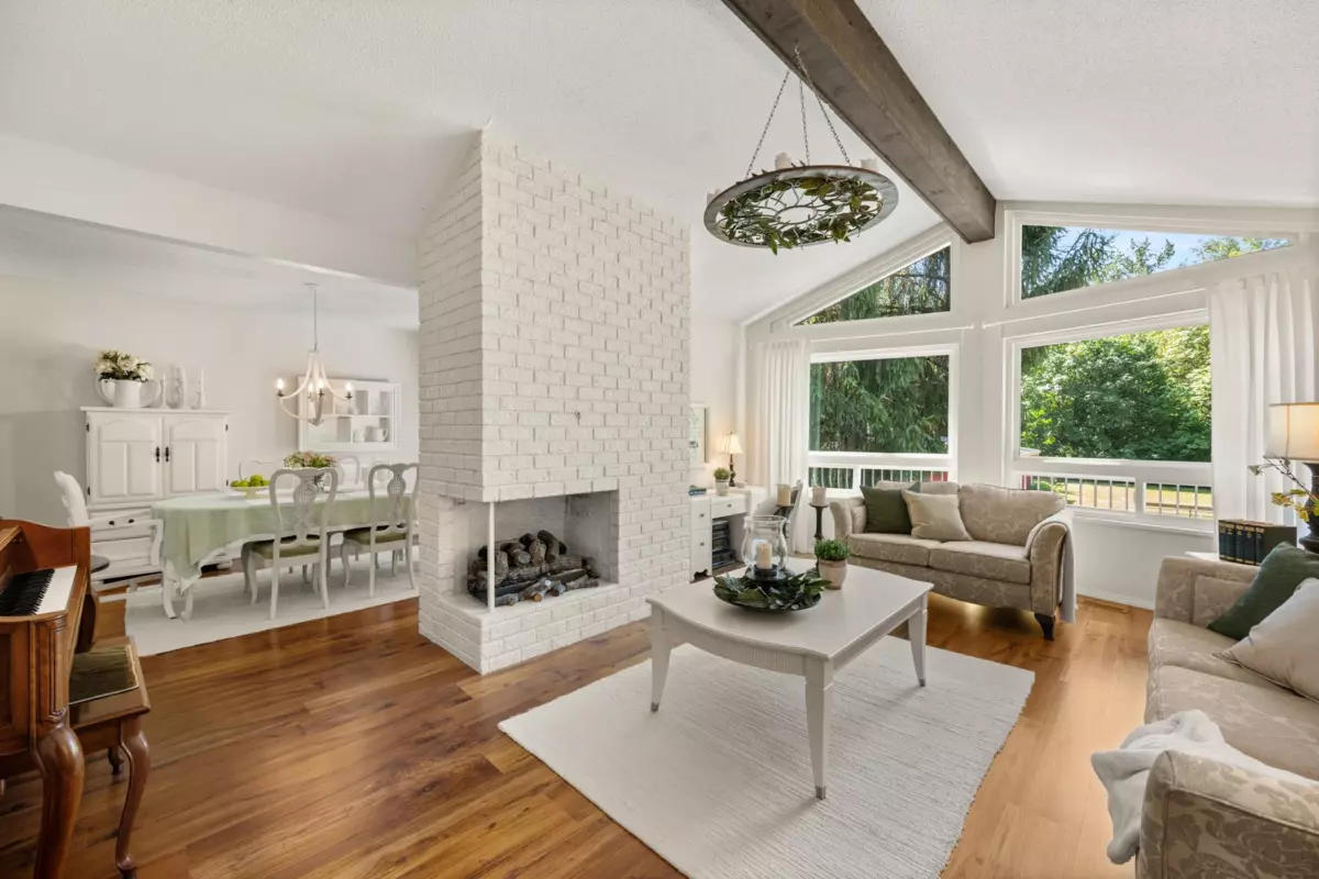 Family Room Photo of 23014 70a Avenue, Langley, BC