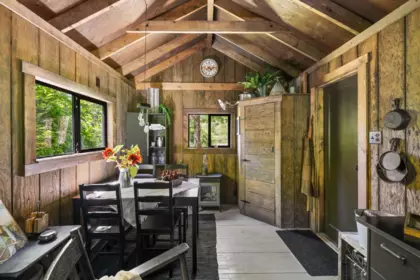 Hot Tub / Spa Photo of 23014 70a Avenue, Langley, BC