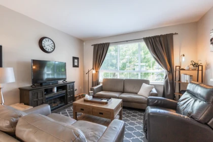 Walk-In Closet Photo of 114 19505 68a Avenue, Surrey, BC
