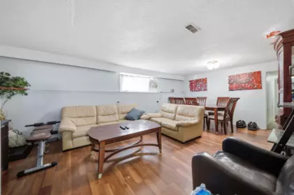 Hallway Photo of 12222 100 Avenue, Surrey, BC