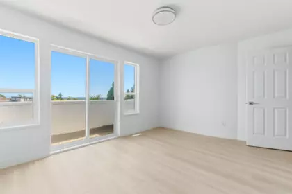 Breakfast Nook Photo of 1761 E 57th Avenue, Vancouver, BC