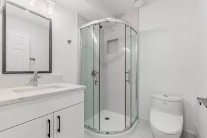 Entry Foyer Photo of 1761 E 57th Avenue, Vancouver, BC