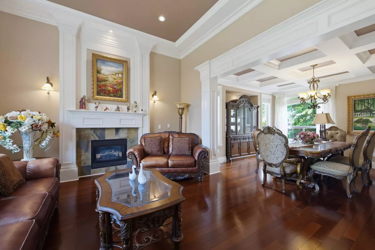 Living Room Photo of 16396 113b Avenue, Surrey, BC