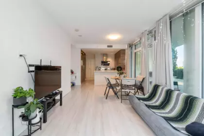 402 7388 Kingsway, Burnaby, BC, Burnaby — Apartment/Condo for sale
