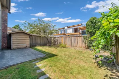 Basement Recreation Room Photo of 2 8631 No.3 Road, Richmond, BC