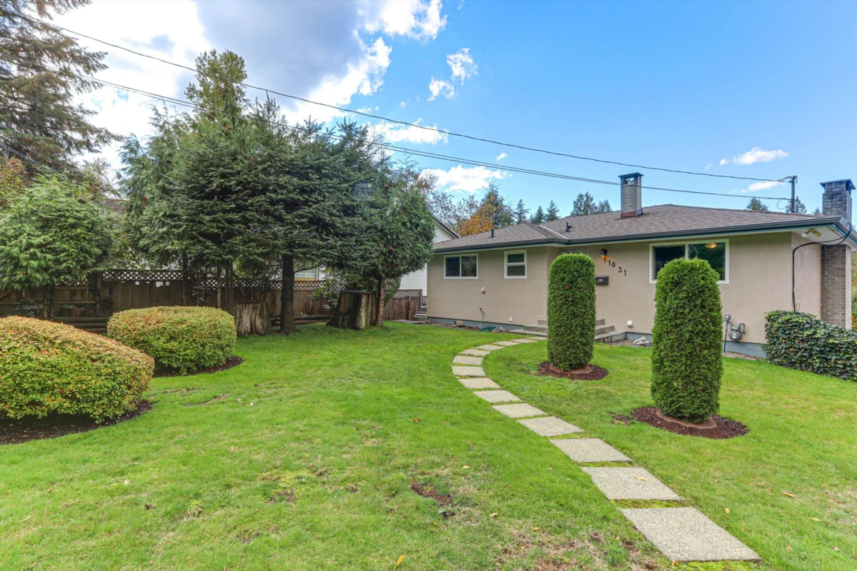 Family Room Photo of 11031 River Road, Delta, BC
