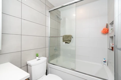 Guest Bathroom Photo of 1104 13359 Old Yale Road, Surrey, BC