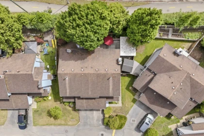 Front Yard Photo of 17 21550 Cherrington Avenue, Maple Ridge, BC