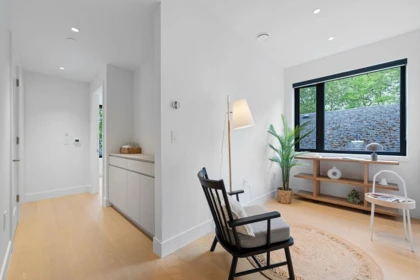 Breakfast Nook Photo of 1 2926 W 12th Avenue, Vancouver, BC