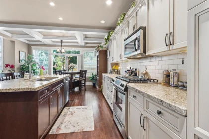 Breakfast Nook Photo of 14765 34 Avenue, Surrey, BC