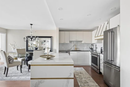 1204 5611 Goring Street, Burnaby, BC, Burnaby — Apartment/Condo for sale