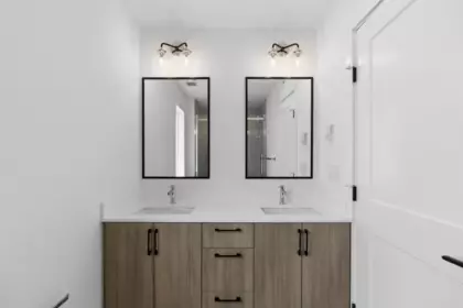 Laundry Room Photo of 125 720 Robinson Street, Coquitlam, BC