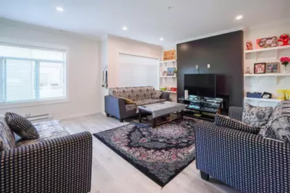 38 7247 140 Street, Surrey, BC, Surrey — Townhouse for sale