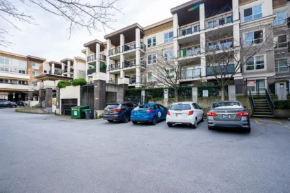 410 9655 King George Boulevard, Surrey, BC, Surrey — Apartment/Condo for sale