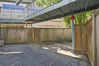 Backyard Photo of 108 2020 W 8th Avenue, Vancouver, BC