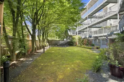 Swimming Pool Photo of 108 2020 W 8th Avenue, Vancouver, BC