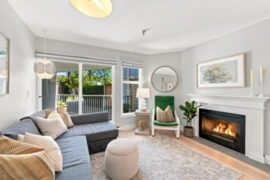108 2020 W 8th Avenue, Vancouver, BC