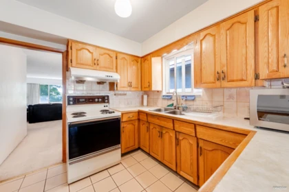 25 E 47th Avenue, Vancouver, BC, Vancouver — Single Family Residence for sale