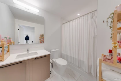 Loft / Bonus Room Photo of 1001 8750 University Crescent, Burnaby, BC