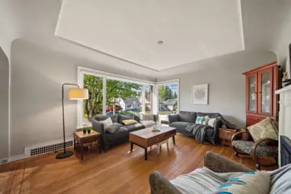 306 Ninth Avenue, New Westminster, BC, New Westminster — Single Family Residence for sale