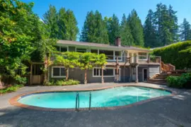 545 E Kings Road, North Vancouver, BC