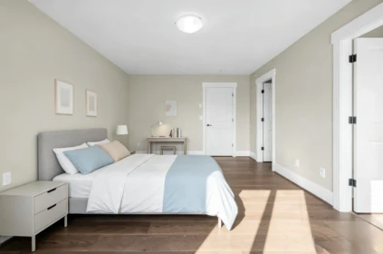 Mudroom Photo of 610 Thirteenth Street, New Westminster, BC