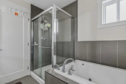 Guest Bathroom Photo of 31 6971 122 Street, Surrey, BC