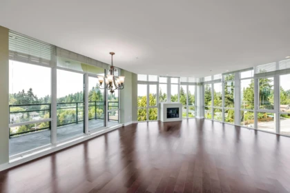 504 14824 North Bluff Road, White Rock, BC, White Rock — Apartment/Condo for sale