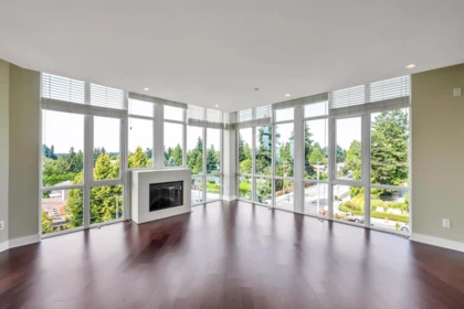 504 14824 North Bluff Road, White Rock, BC, White Rock — Apartment/Condo for sale