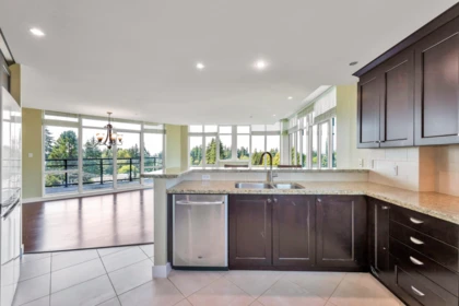 Pantry Photo of 504 14824 North Bluff Road, White Rock, BC
