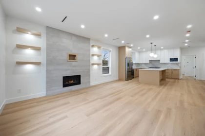 Kitchen Island Photo of 4 6639 Acacia Avenue, Burnaby, BC