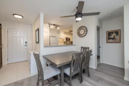 Kitchen Island Photo of 402 33668 King Road, Abbotsford, BC