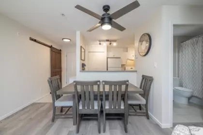 Kitchen Photo of 402 33668 King Road, Abbotsford, BC