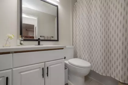Loft / Bonus Room Photo of 402 33668 King Road, Abbotsford, BC