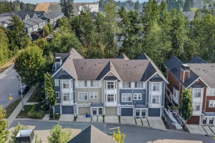 Hot Tub / Spa Photo of 59 20852 77a Avenue, Langley, BC