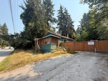 Living Room Photo of 5700 Porpoise Bay Road, Sechelt, BC