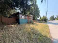 5700 Porpoise Bay Road, Sechelt, BC