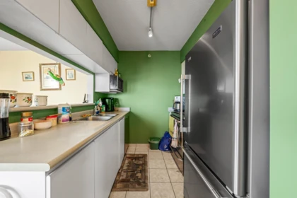 Breakfast Nook Photo of 1405 3489 Ascot Place, Vancouver, BC