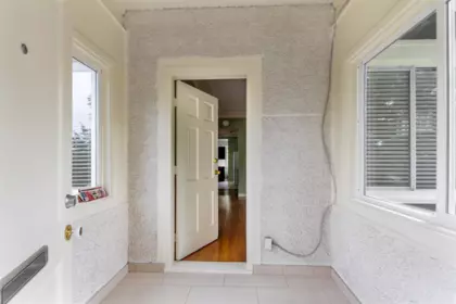 Guest Bathroom Photo of 2119 E 30th Avenue, Vancouver, BC