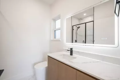 Primary Bedroom Photo of 4 6692 Napier Street, Burnaby, BC