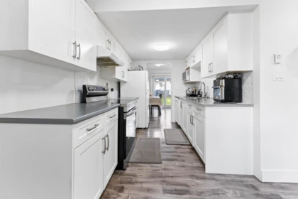 Kitchen Island Photo of 164 7261 140 Street, Surrey, BC
