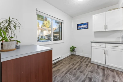 Kitchen Photo of 164 7261 140 Street, Surrey, BC