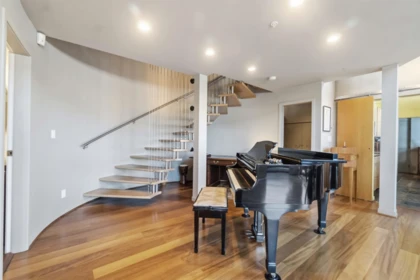 Kitchen Island Photo of 601 2525 Quebec Street, Vancouver, BC
