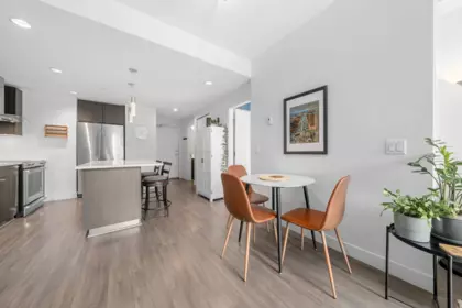 Kitchen Photo of 412 719 W 3rd Street, North Vancouver, BC