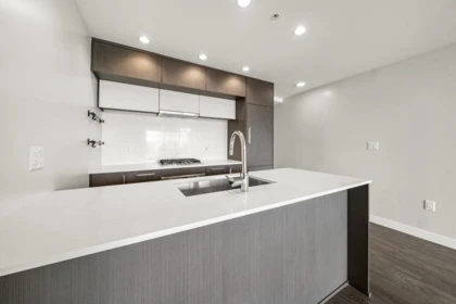 809 5580 No 3 Road, Richmond, BC, Richmond — Apartment/Condo for sale