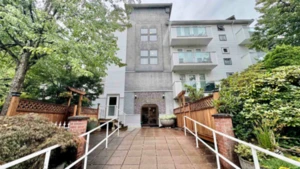 403 2983 Cambridge Street, Port Coquitlam, BC